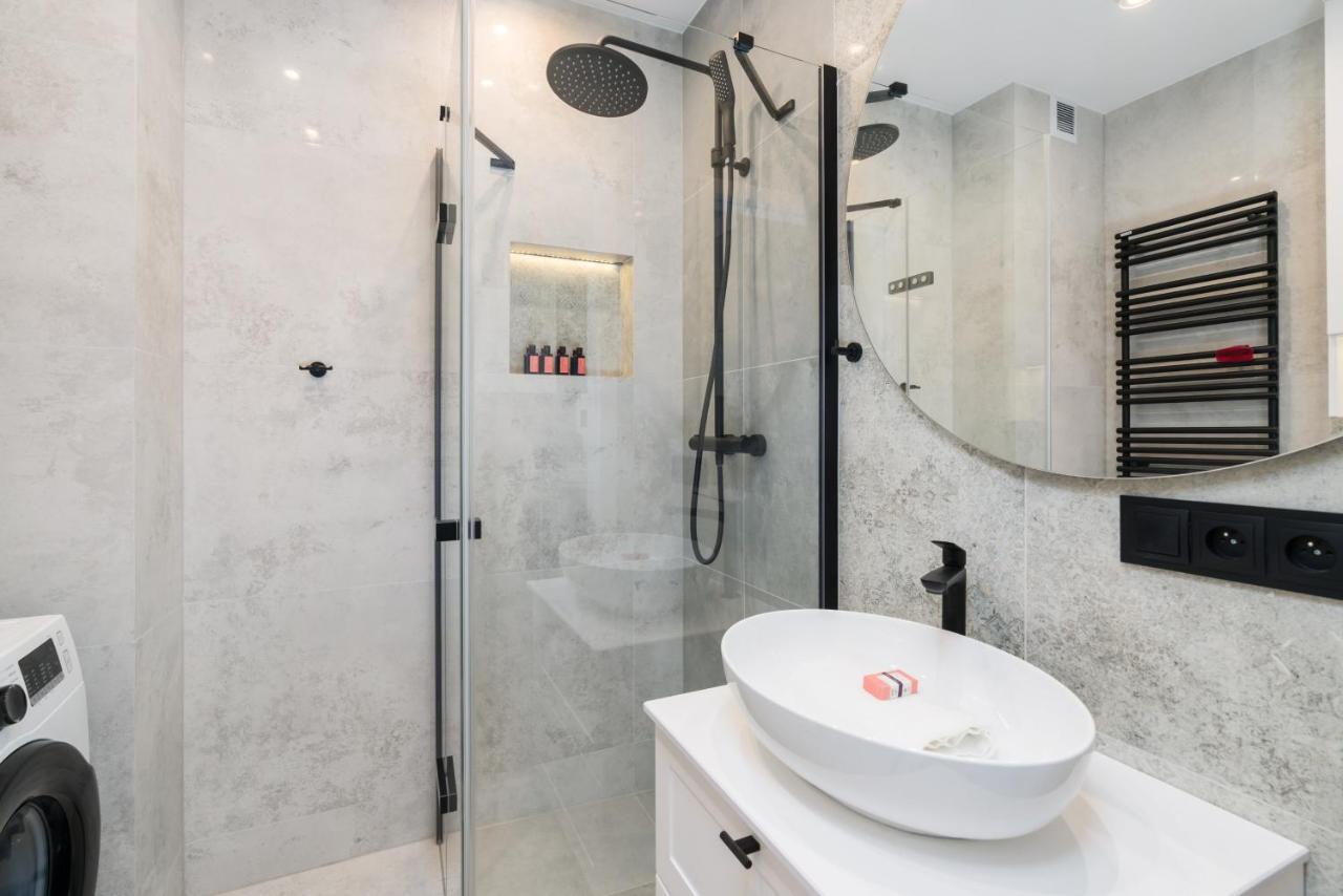 Niedzialkowskiego 25 Apartments Stary Browar City Center By Renters Prestige Poznan Luaran gambar